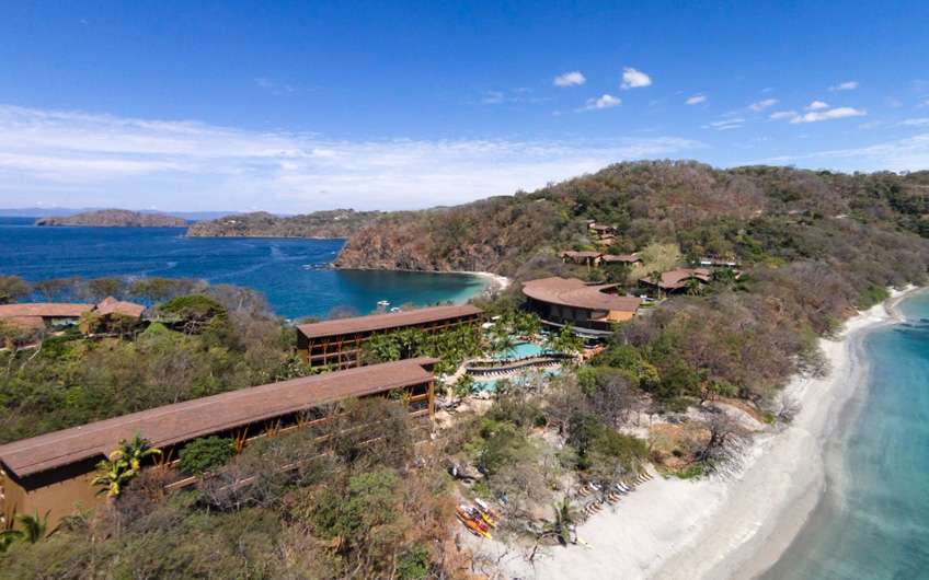  Four Seasons Resort Costa Rica at Peninsula Papagayo – a luxury resort nestled on the Pacific coast of Costa Rica