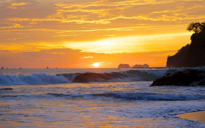 A beautiful sunset can be enjoyed in one of the Guanacaste Costa Rica beaches during vacations.