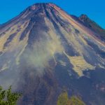 Costa Rica Volcano, Mountain and Beach Vacation Package