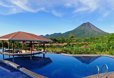 Hotel Arenal Manoa piscina