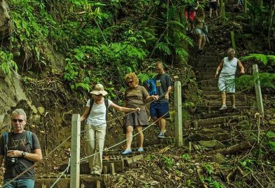 Horseback riding Fortuna Waterfall